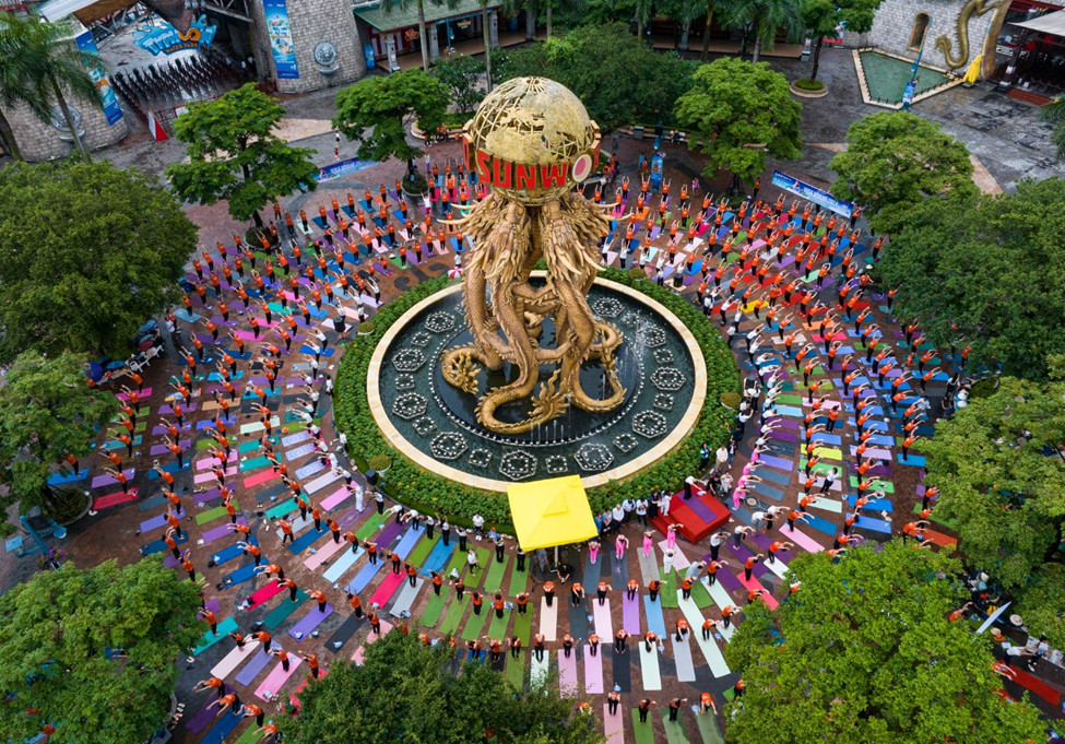 KENE SPORTS - truyền cảm hứng tập luyện cùng Festival Yoga mùa hè 2024 thu hút hơn 2.000 người đồng diễn