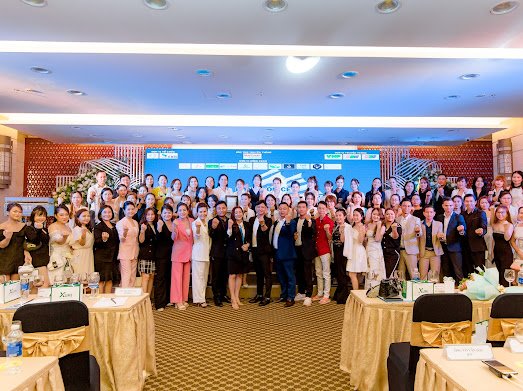 Chương trình Bàn tròn CEO - Vượt sóng ra khơi tại Đà Nẵng